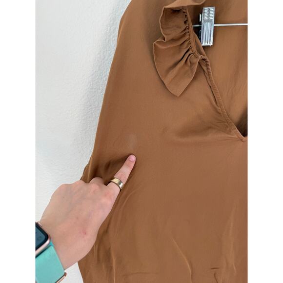 Frame 100% Silk Ruffle V Neck Blouse Size XL - Picture 5 of 8